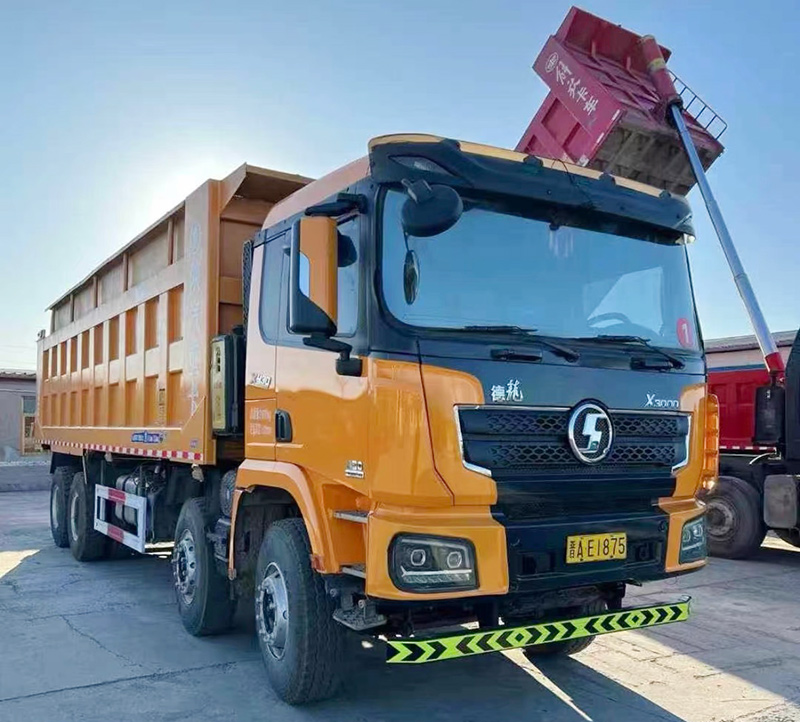 Shacman F3000 8×4 Dump Truck