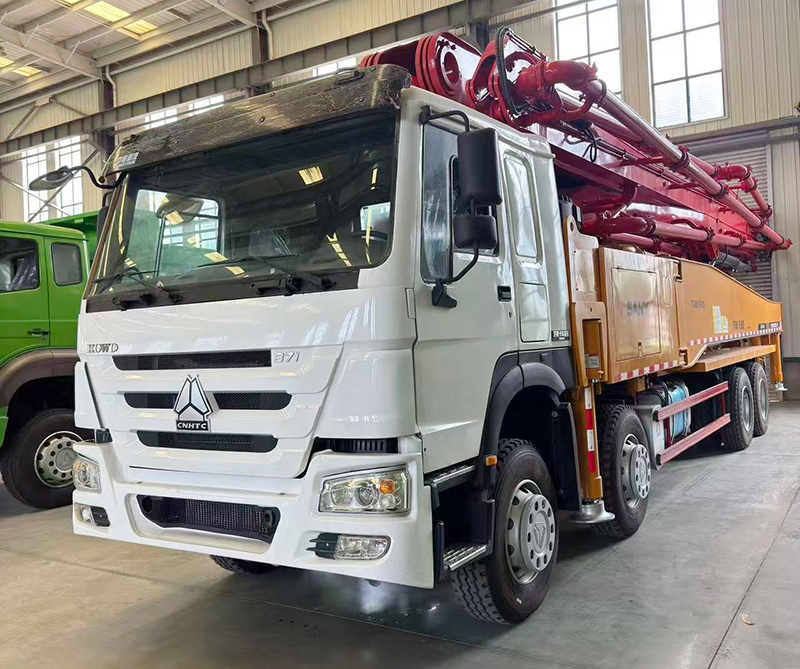 Howo 8×4 Concrete Pump Truck